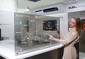 LG Display Unveils Latest Transparent OLED Solutions for Mobility at ‘InnoTrans 2022’_Thumbnail