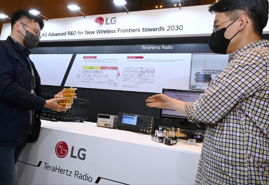 LG Display Introduces Innovative Automotive Displays and Solutions