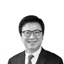 Director Do Jin Jung